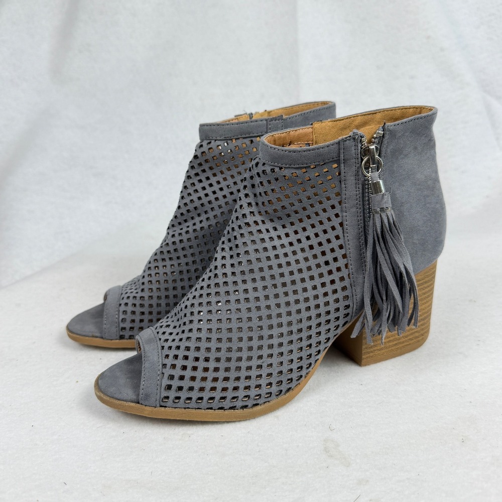 Qupid Ankle Booties Womens 7 Perforated Peep Toe Tassel Block Heel Grey Casual